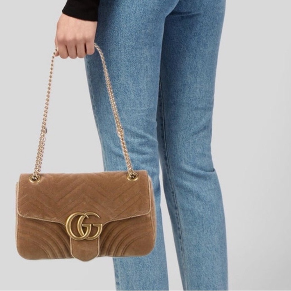 Gucci Velvet Medium Marmont Matelasse Shoulder Bag - Picture 2 of 4